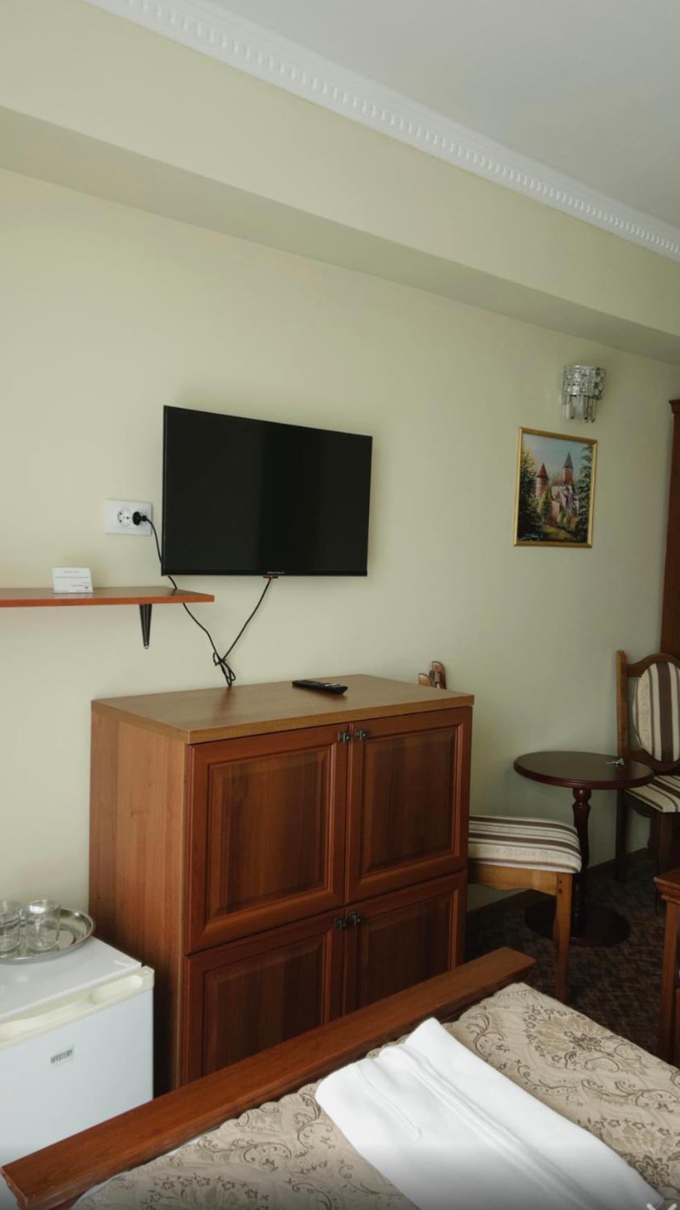 Hotel Three Korony Skhidnytsia Esterno foto